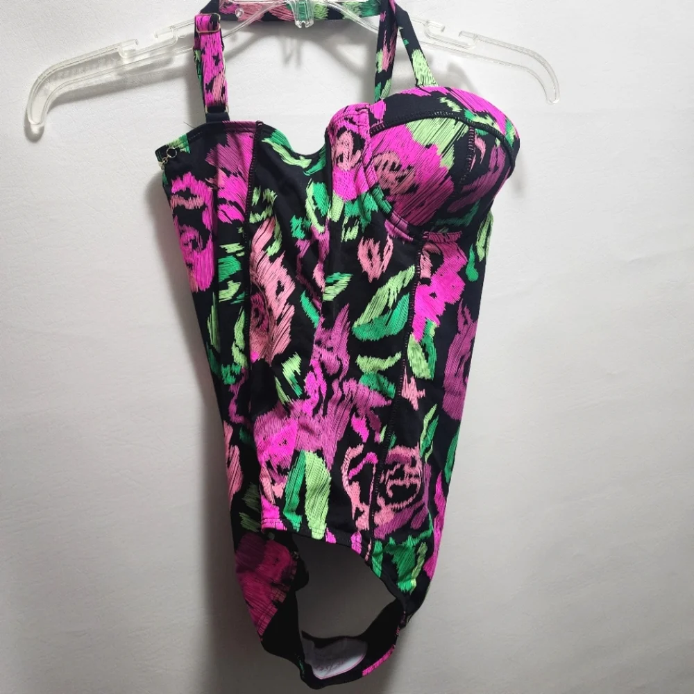 Betsey Johnson Swimsuit Balconette Style Roses Black Pink 1-Pc Size Medium NWT